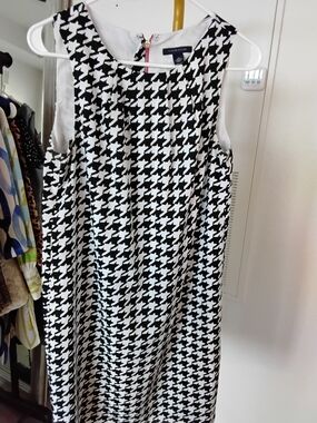 Tommy Hilfiger Black & White Houndstooth Sleeveless Midi Dress